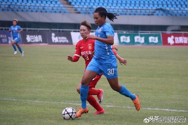 詹金斯：团队配合与个人得分同样重要